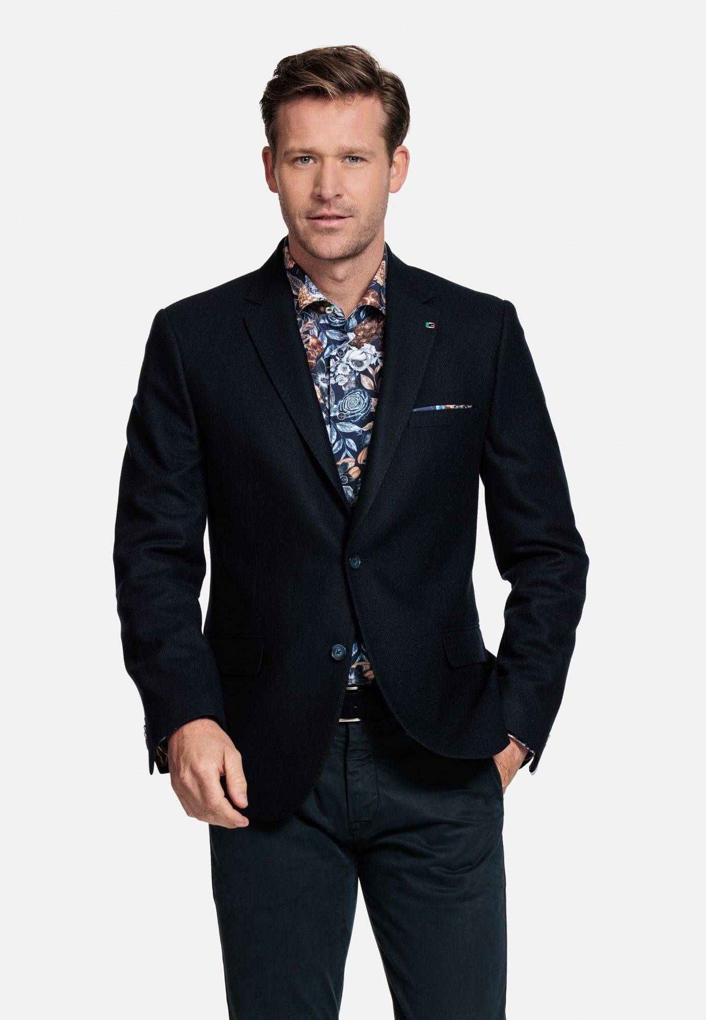 Giordano Dark Navy Wool Robert Blazer