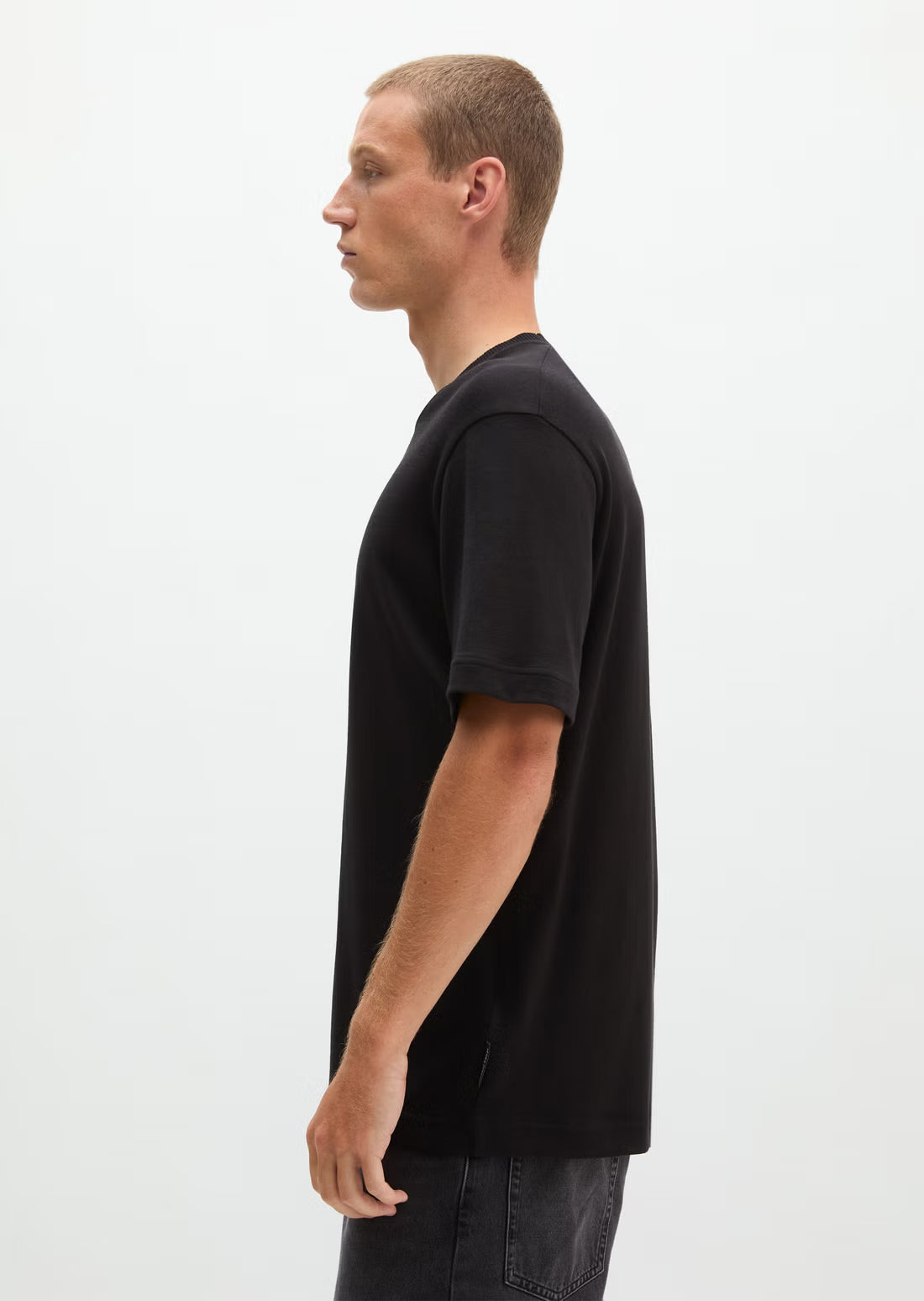 MARC O’POLO REGULAR T-SHIRT MADE FROM LIGHTWEIGHT ORGANIC COTTON